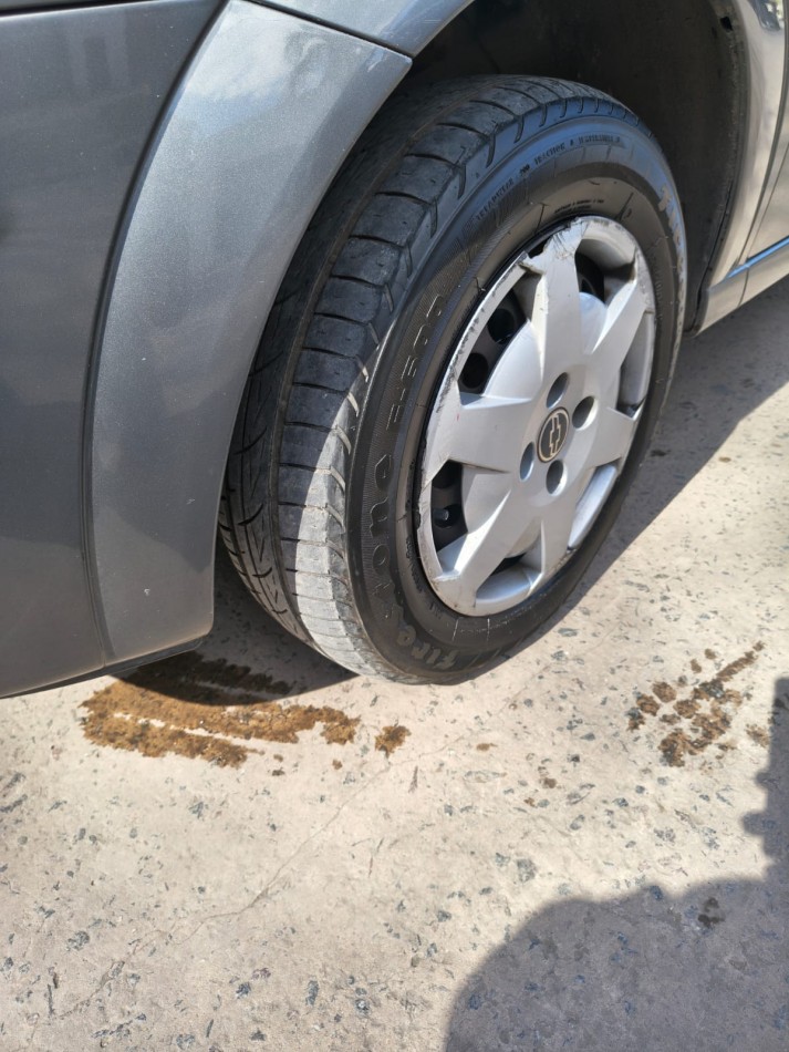 VENDO MERIVA 2011 C/ GNC 