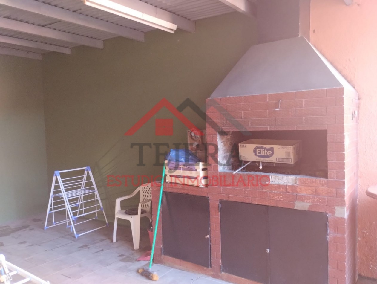 VENTA CASA Y DEPTO SOBRE AV JUAN DOMINGO PERON- ZEBALLOS