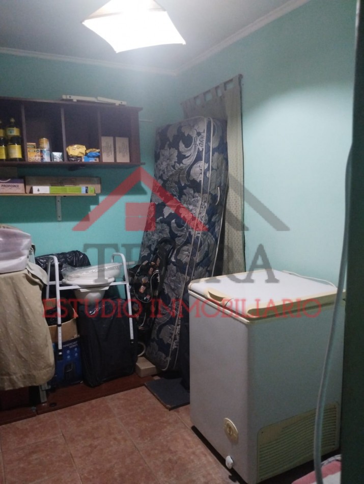 VENTA CASA Y DEPTO SOBRE AV JUAN DOMINGO PERON- ZEBALLOS