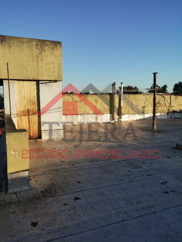 VENTA EN BLOCK LOCALES COMERCIALES- DEPTOS