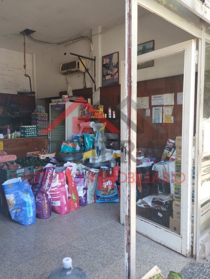 VENTA EN BLOCK LOCALES COMERCIALES- DEPTOS