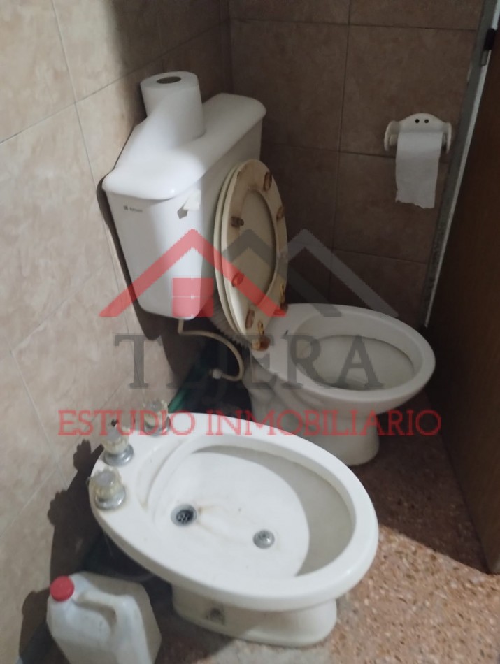 VENTA EN BLOCK LOCALES COMERCIALES- DEPTOS